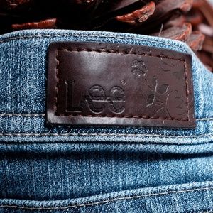 Women's Lee Classic Fit Straight Leg Jeans S10P